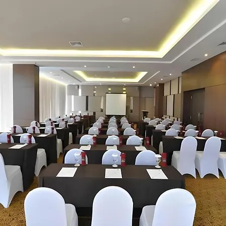 Horison Ultima Semarang-3
